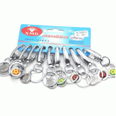 CK-047 Metal car keychain Football hangtag fat buckle